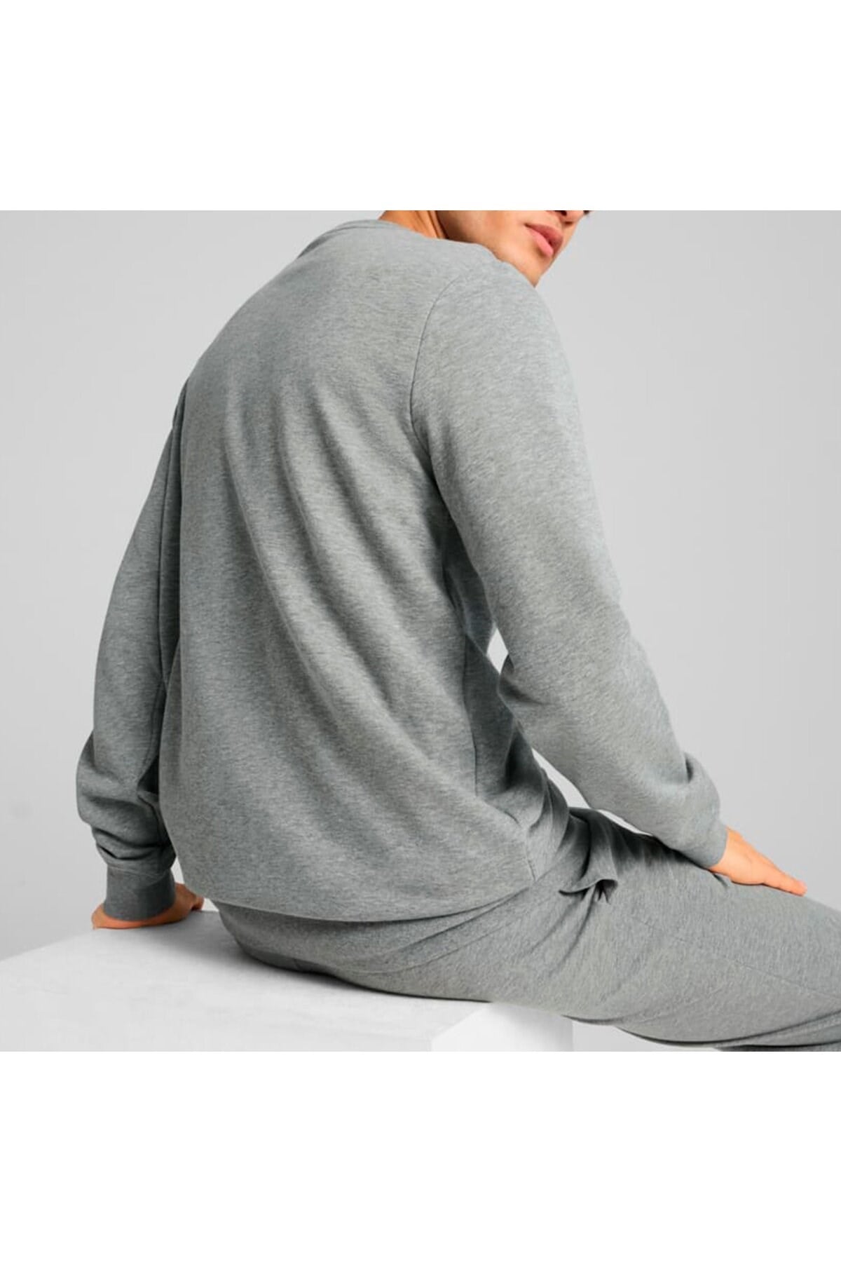 PUMA ERKEK SWEATSHİRT ESS SMALL NO. 1 LOGO CREW 68256403