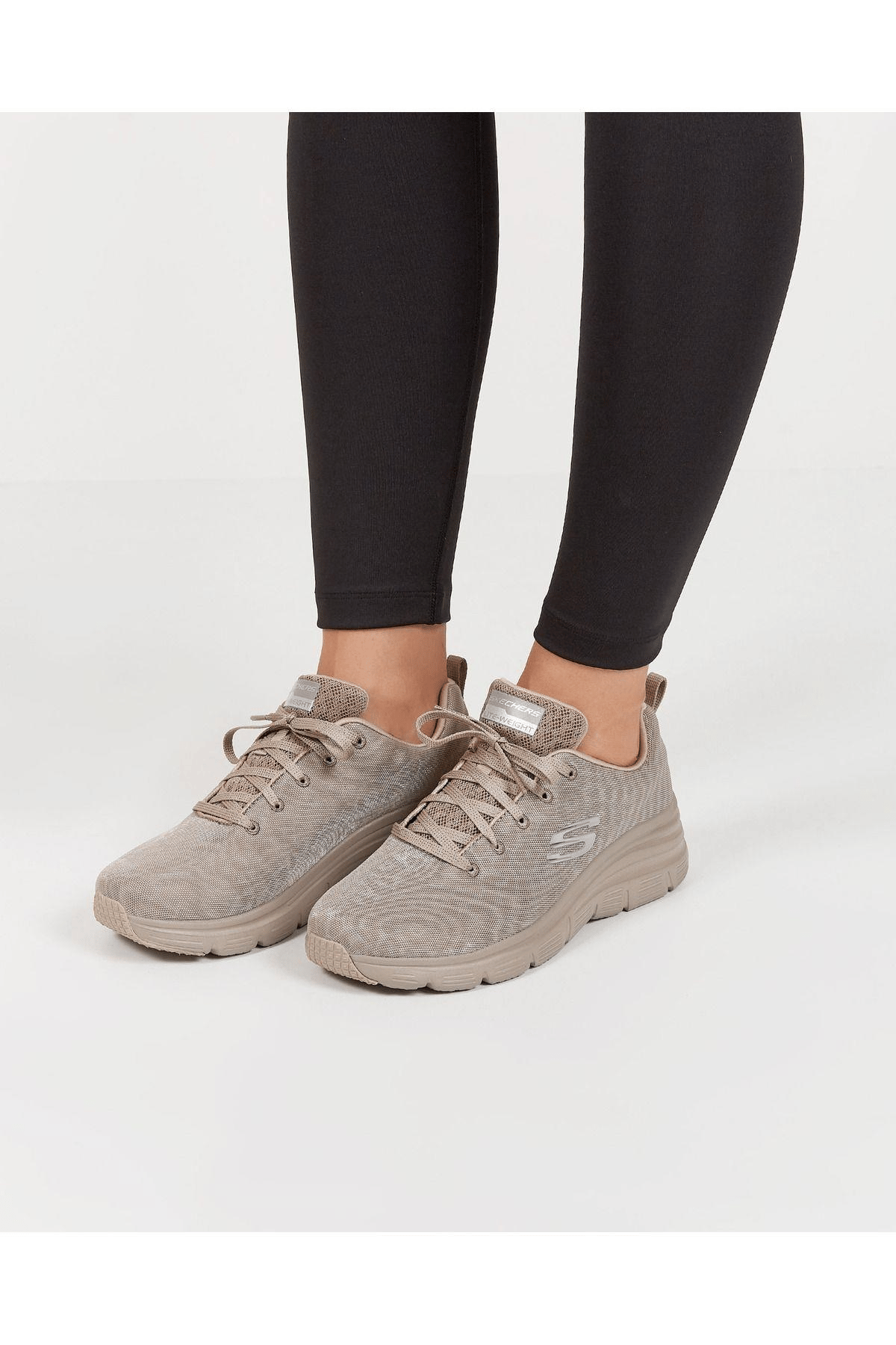 SKECHERS KADIN BEJ FASHİON FİT-WİLD AURA SPOR AYAKKABI 88888179 TPE