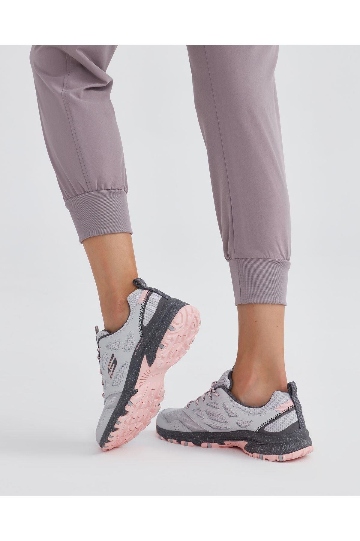 SKECHERS KADIN HİLLCREST SPOR AYAKKABI 149821 GYPK