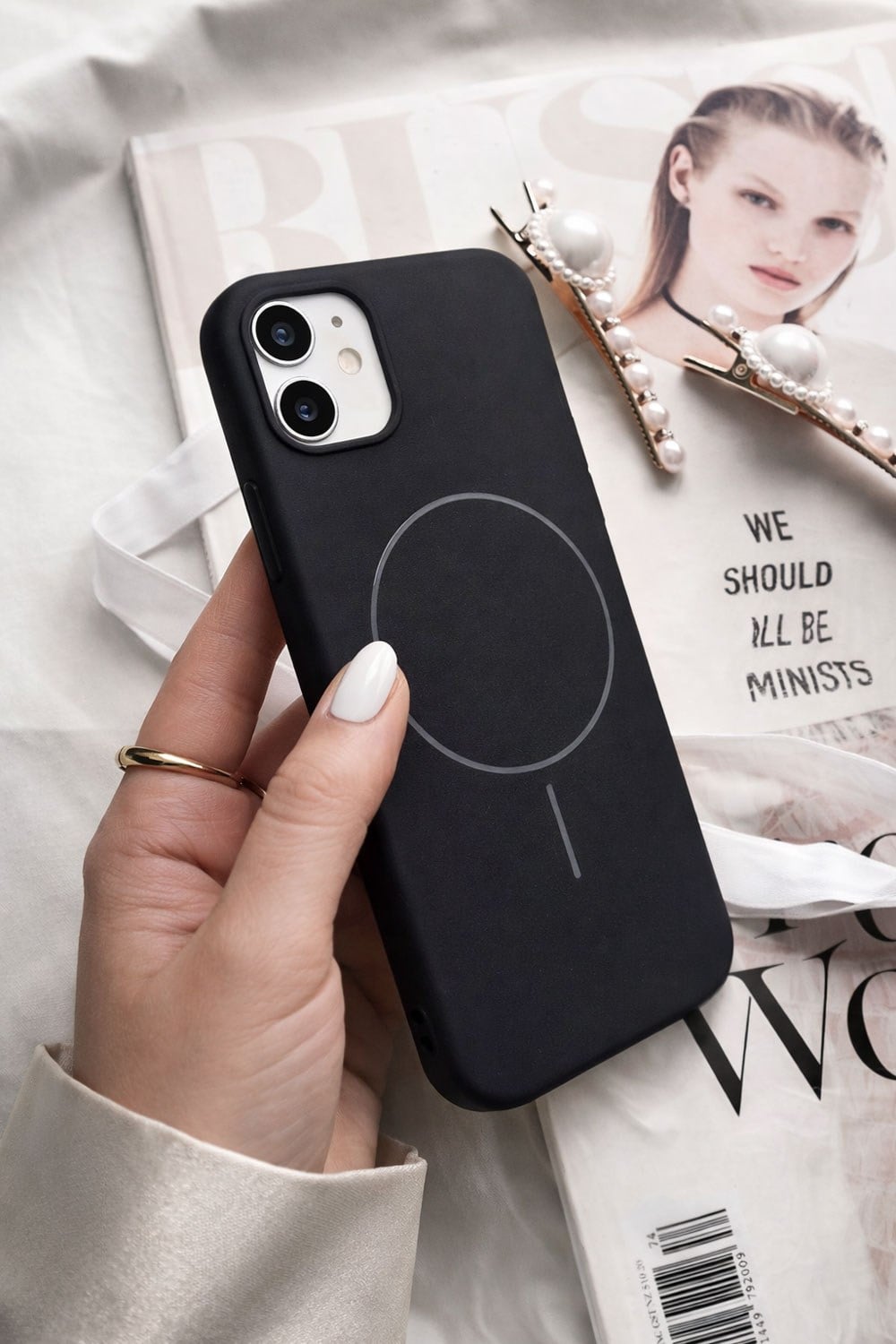 iPhone 11 Uyumlu İçi Kadife Magsafe Wireless Şarz Özellikli Telefon Kılıfı