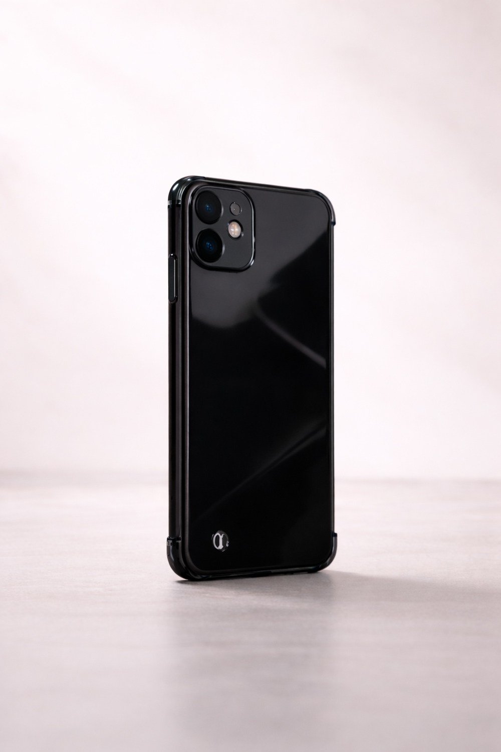 iPhone 11 Uyumlu Kamera Korumalı Yanları Açık Sararmaz Sert Mika Şeffaf Kılıf