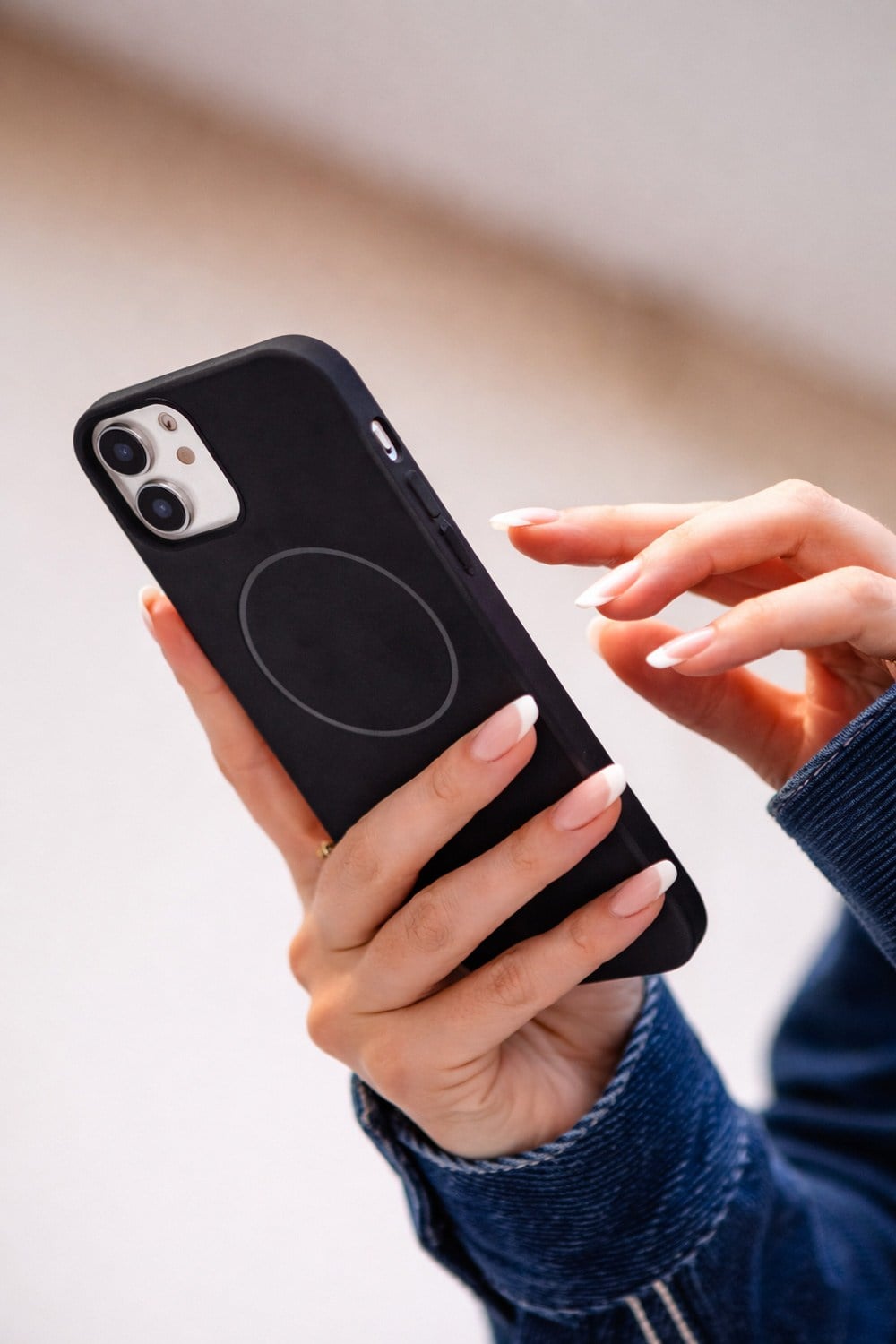 iPhone 12 Uyumlu İçi Kadife Magsafe Wireless Şarz Özellikli Telefon Kılıfı