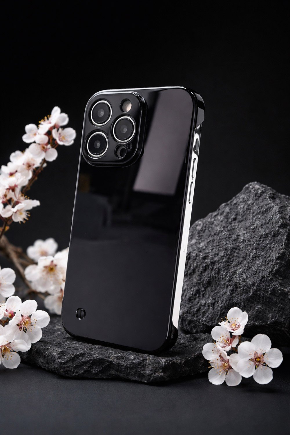 iPhone 13 Pro Max Uyumlu Kamera Korumalı Yanları Açık Sararmaz Sert Mika Şeffaf Kılıf