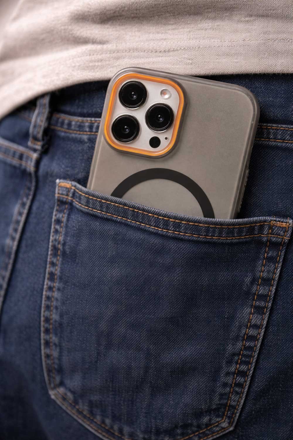 iPhone 15 Pro Max Uyumlu Magsafe Wireless Şarj Özellikli Mat Sert Arka Kapak Kılıf