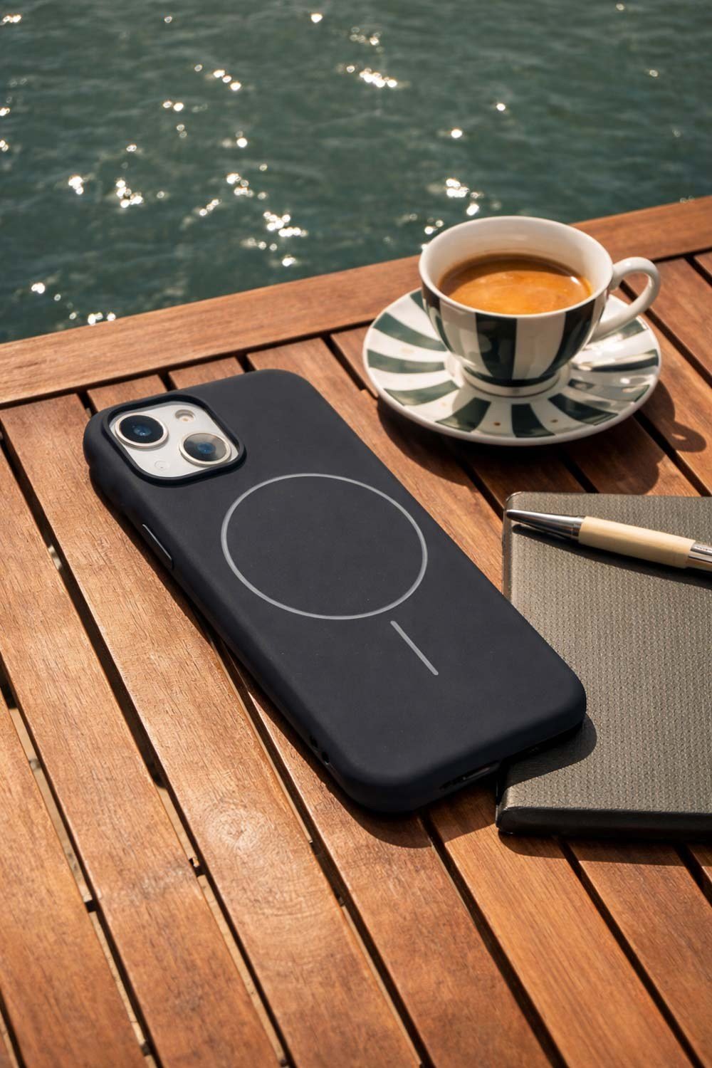 iPhone 15 Uyumlu İçi Kadife Magsafe Wireless Şarz Özellikli Telefon Kılıfı