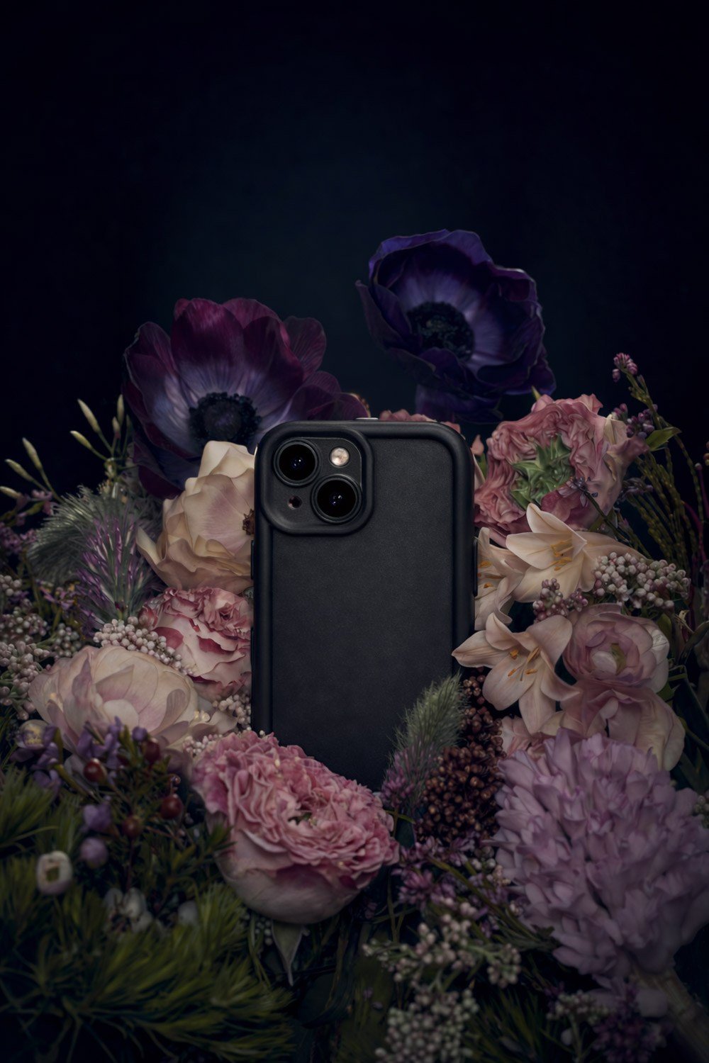 iPhone 15 Uyumlu Kamera Çıkıntılı Mat Silikon Telefon Kılıfı