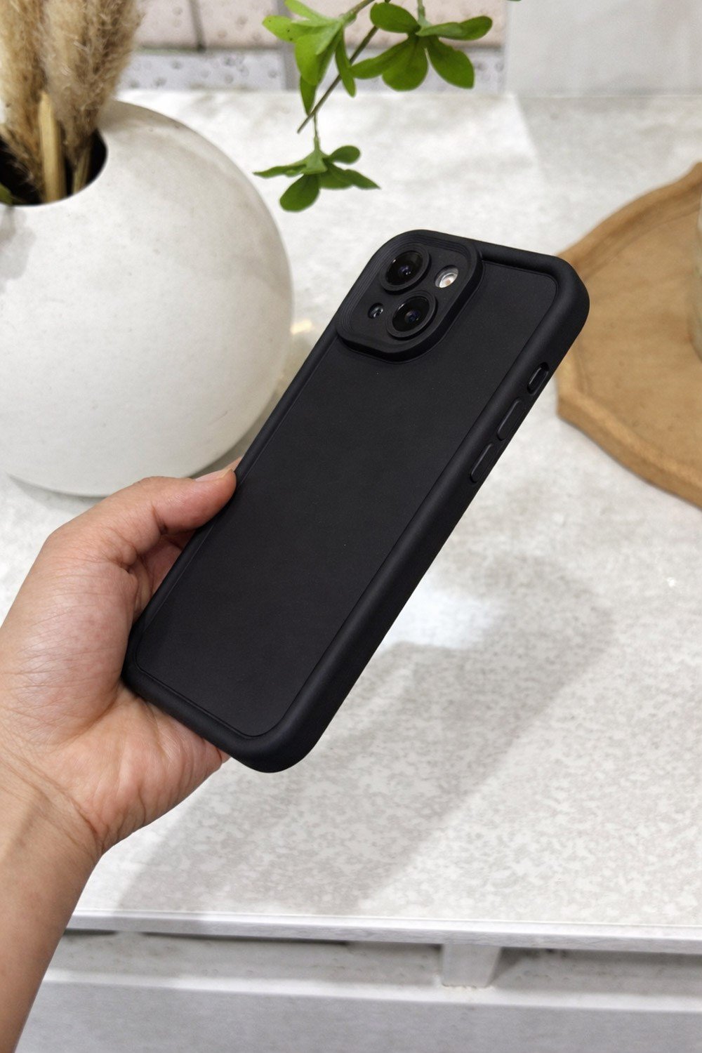 iPhone 15 Uyumlu Kamera Çıkıntılı Mat Silikon Telefon Kılıfı