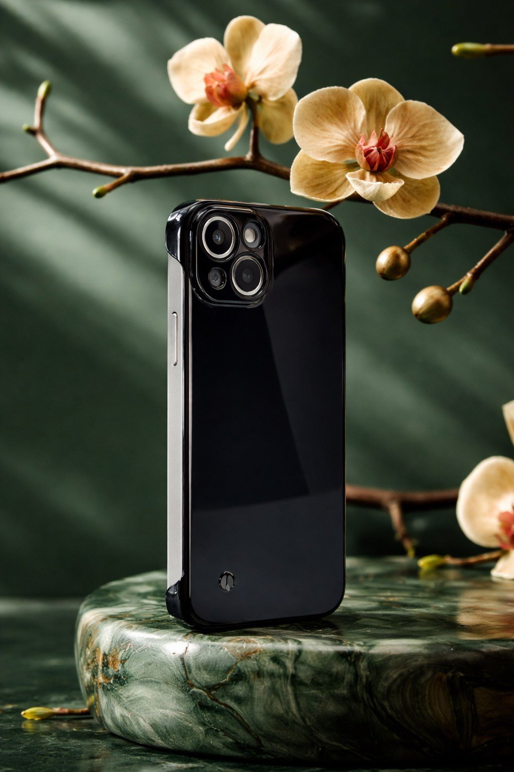 iPhone 15 Uyumlu Kamera Korumalı Yanları Açık Sararmaz Sert Mika Şeffaf Kılıf