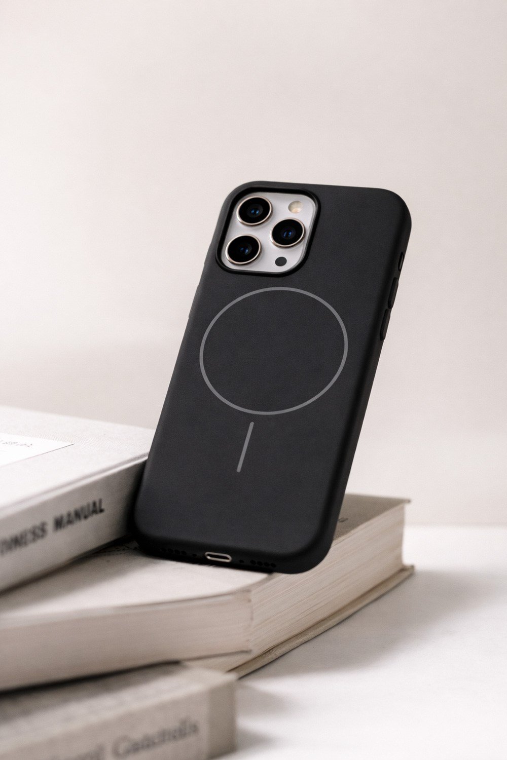 iPhone 16 Pro  Uyumlu İçi Kadife Magsafe Wireless Şarz Özellikli Telefon Kılıfı
