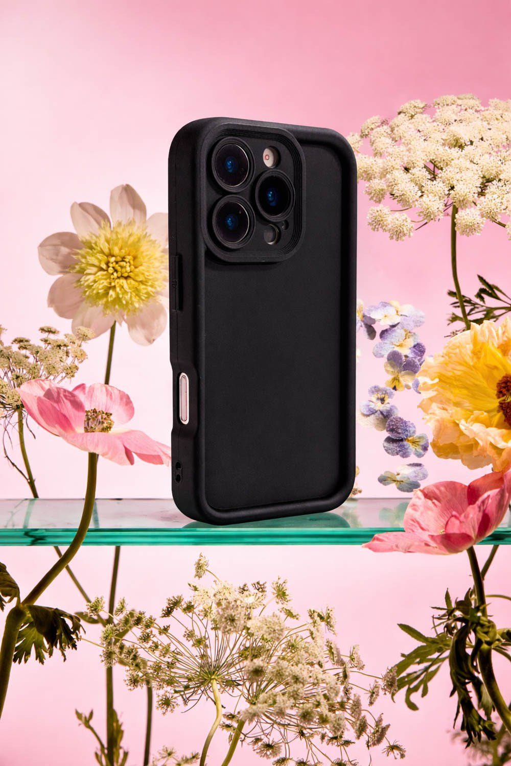 iPhone 16 PRO Uyumlu Kamera Çıkıntılı Mat Silikon Telefon Kılıfı