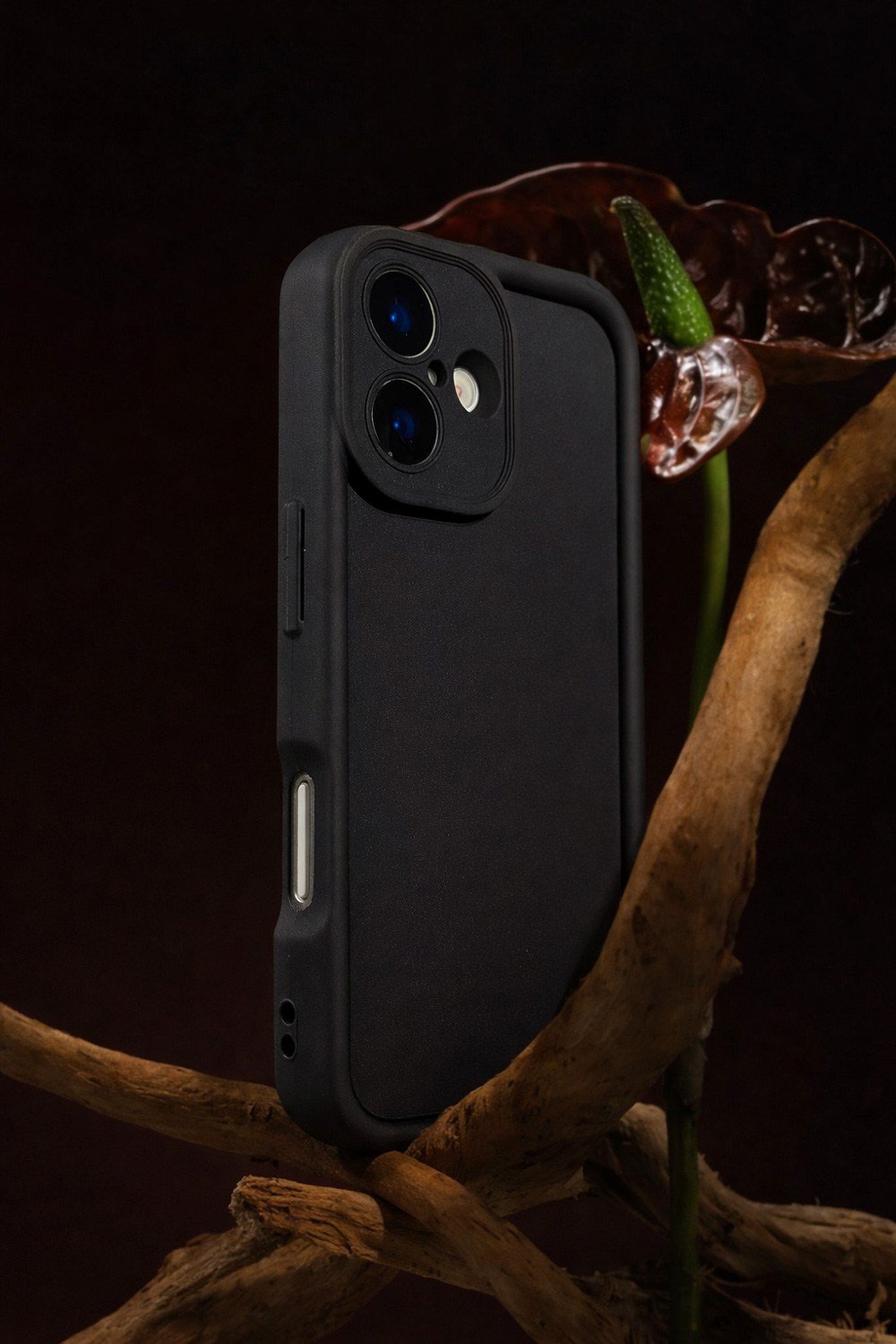 iPhone 16 Uyumlu Kamera Çıkıntılı Mat Silikon Telefon Kılıfı