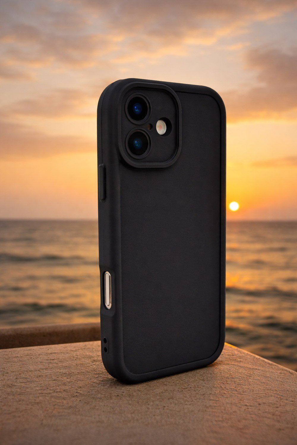iPhone 17 Uyumlu Kamera Çıkıntılı Mat Silikon Telefon Kılıfı