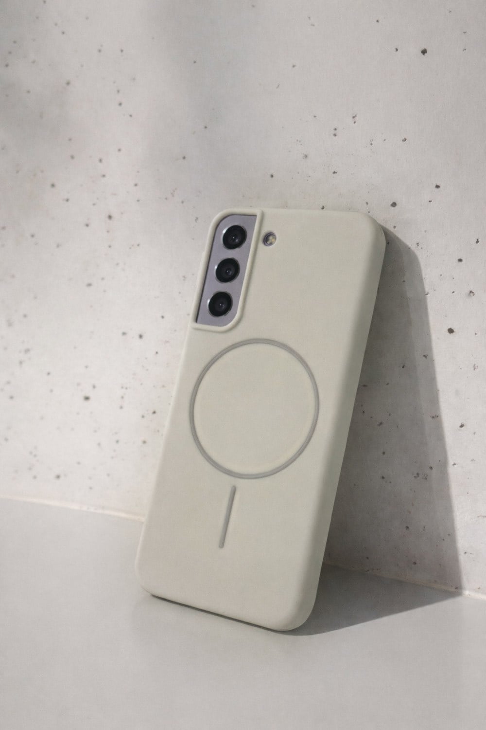 SAMSUNG Galaxy S22 Uyumlu İçi Kadife Magsafe Wireless Şarz Özellikli Taş Renkli Telefon Kılıfı