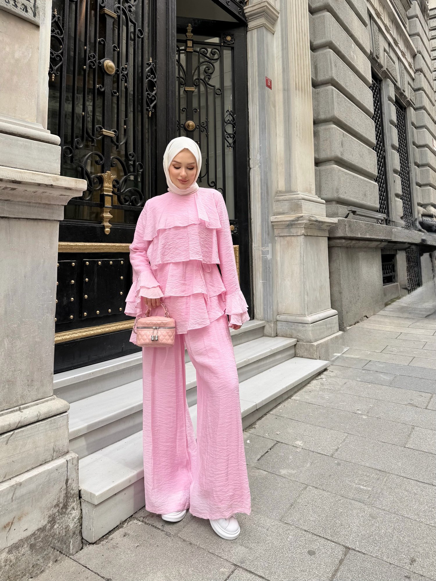 Avura Takım Pembe
