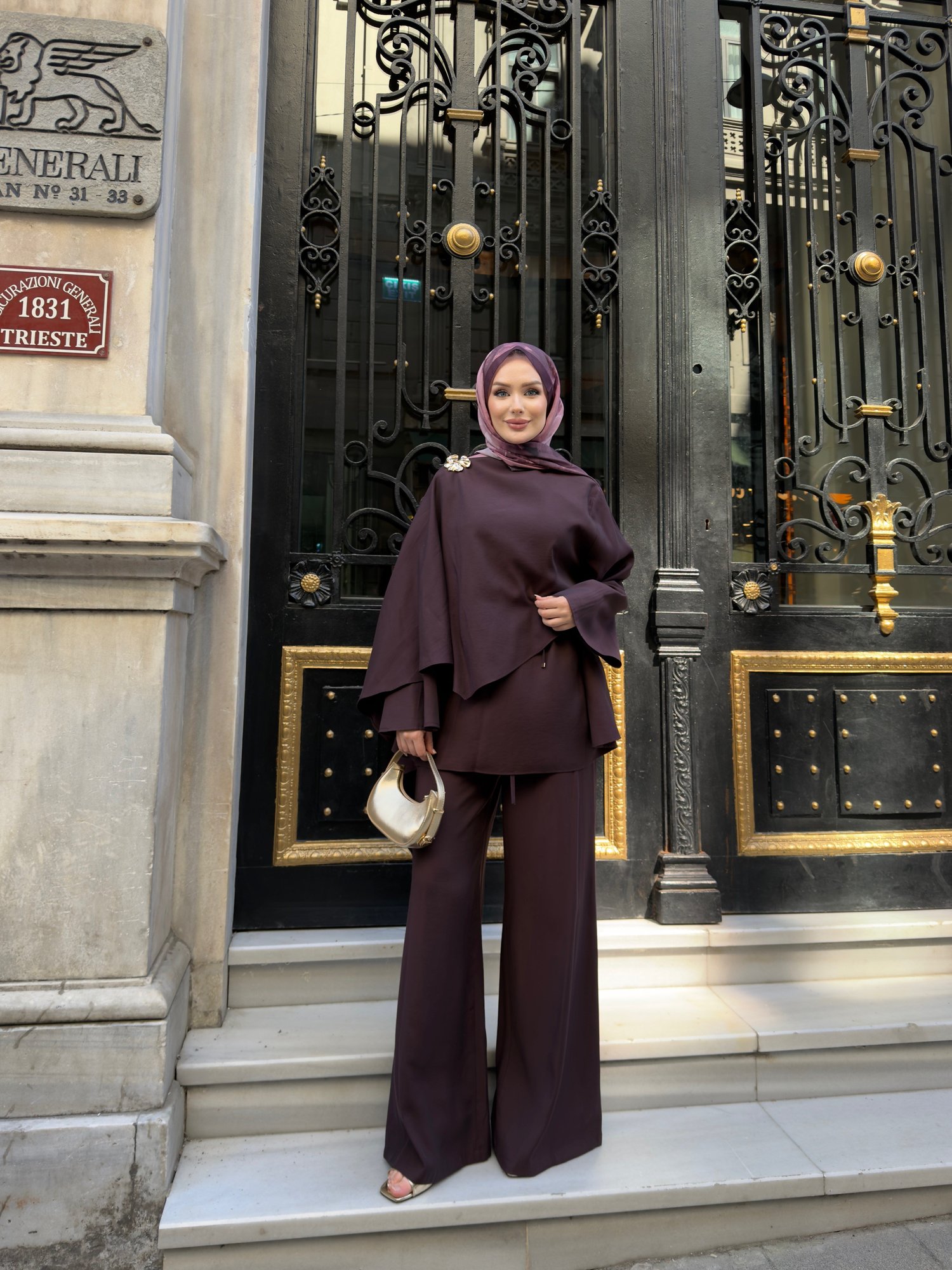 Moven Şal Detaylı Broşlu Takım Mürdüm
