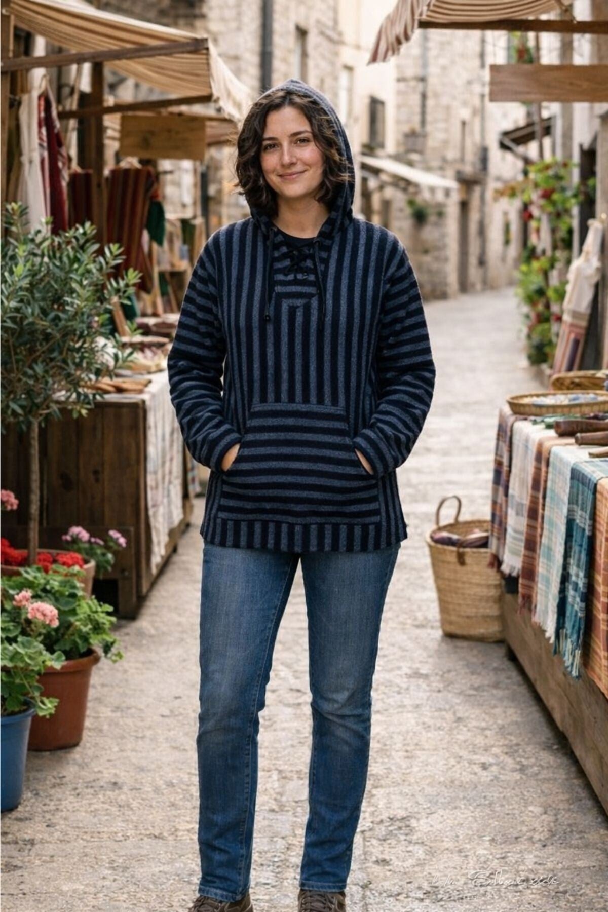 Çizgili Kapüşonlu Sweatshirt