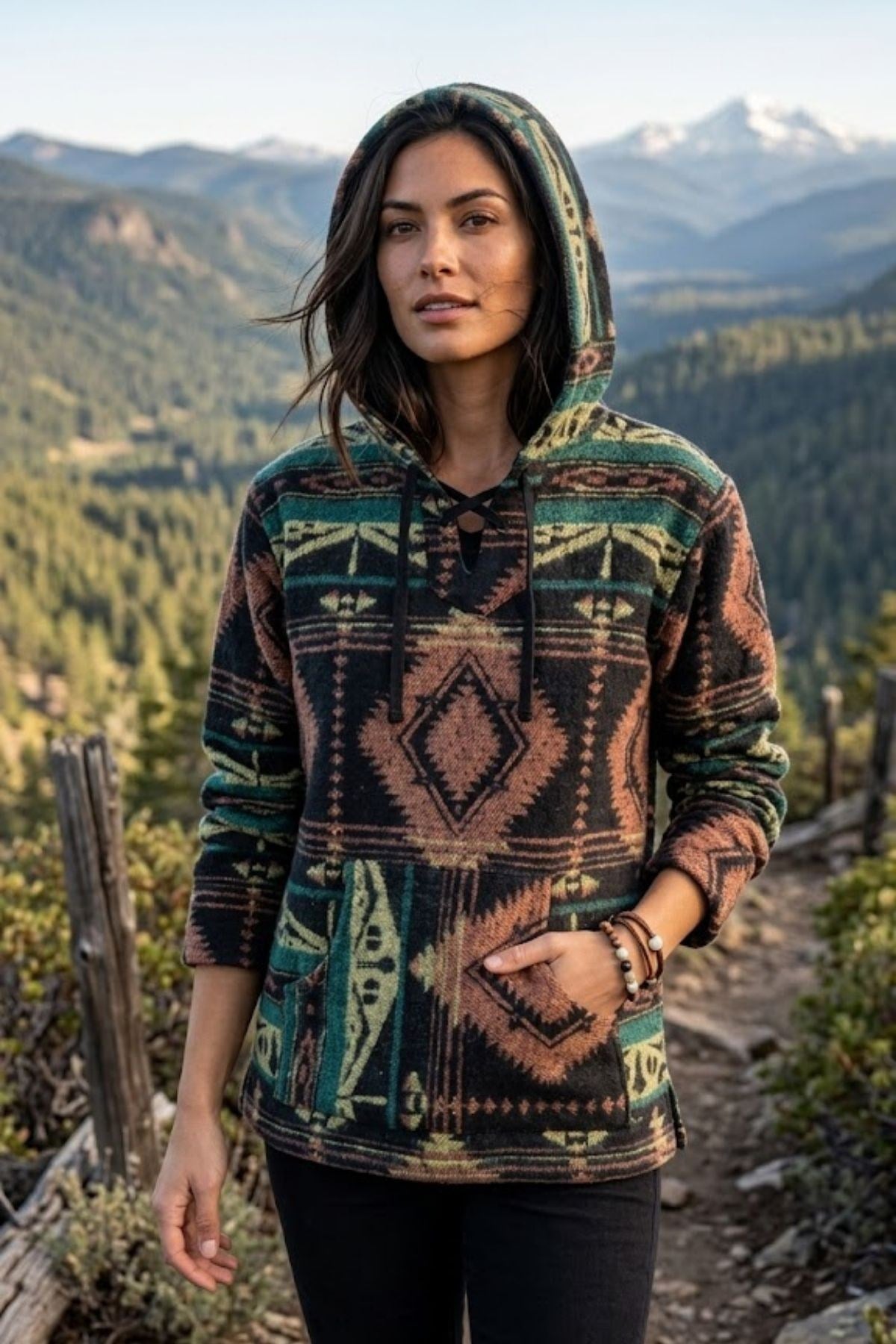 Etnik Desenli Kapüşonlu Sweatshirt