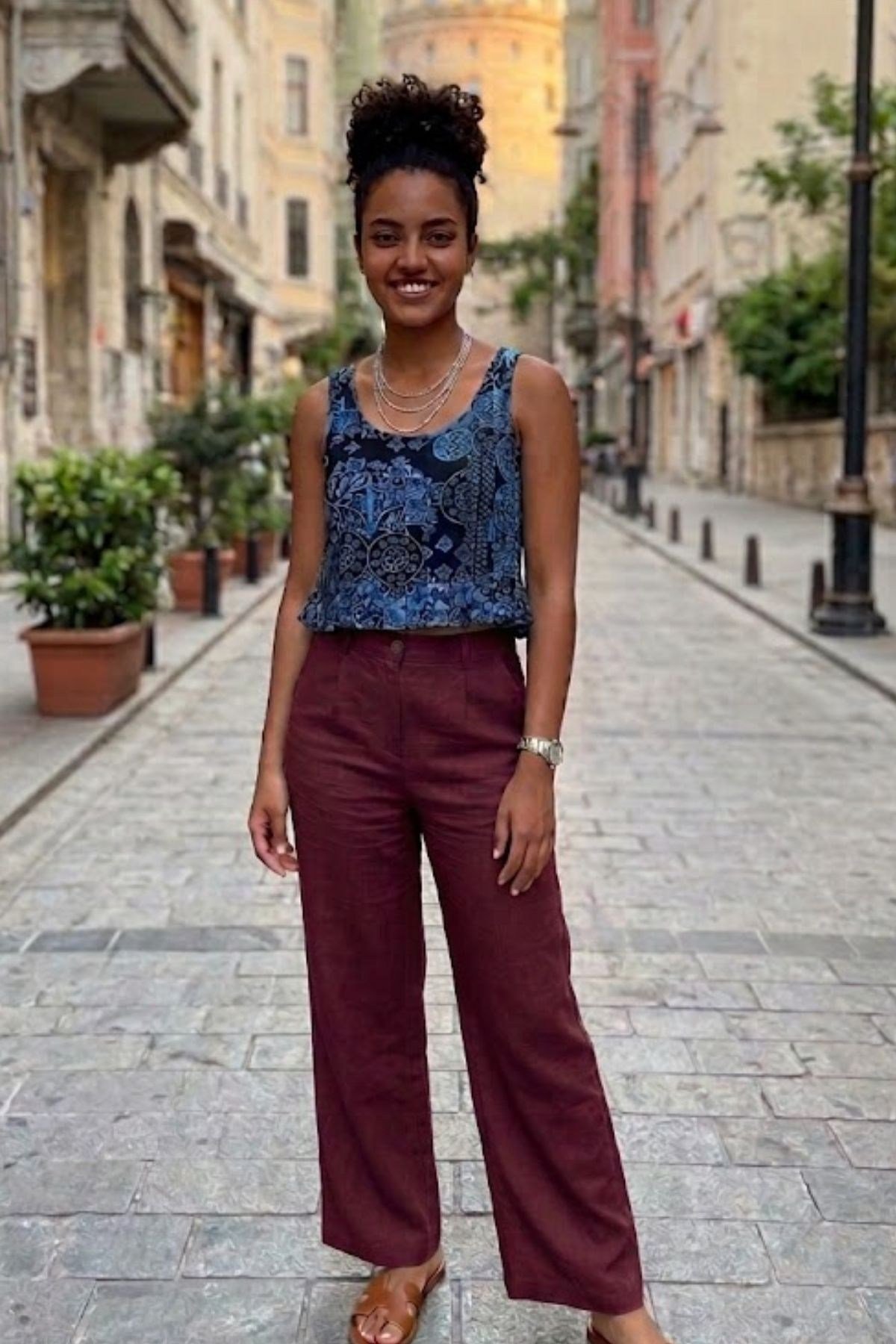 Kalın Askılı Crop Bluz