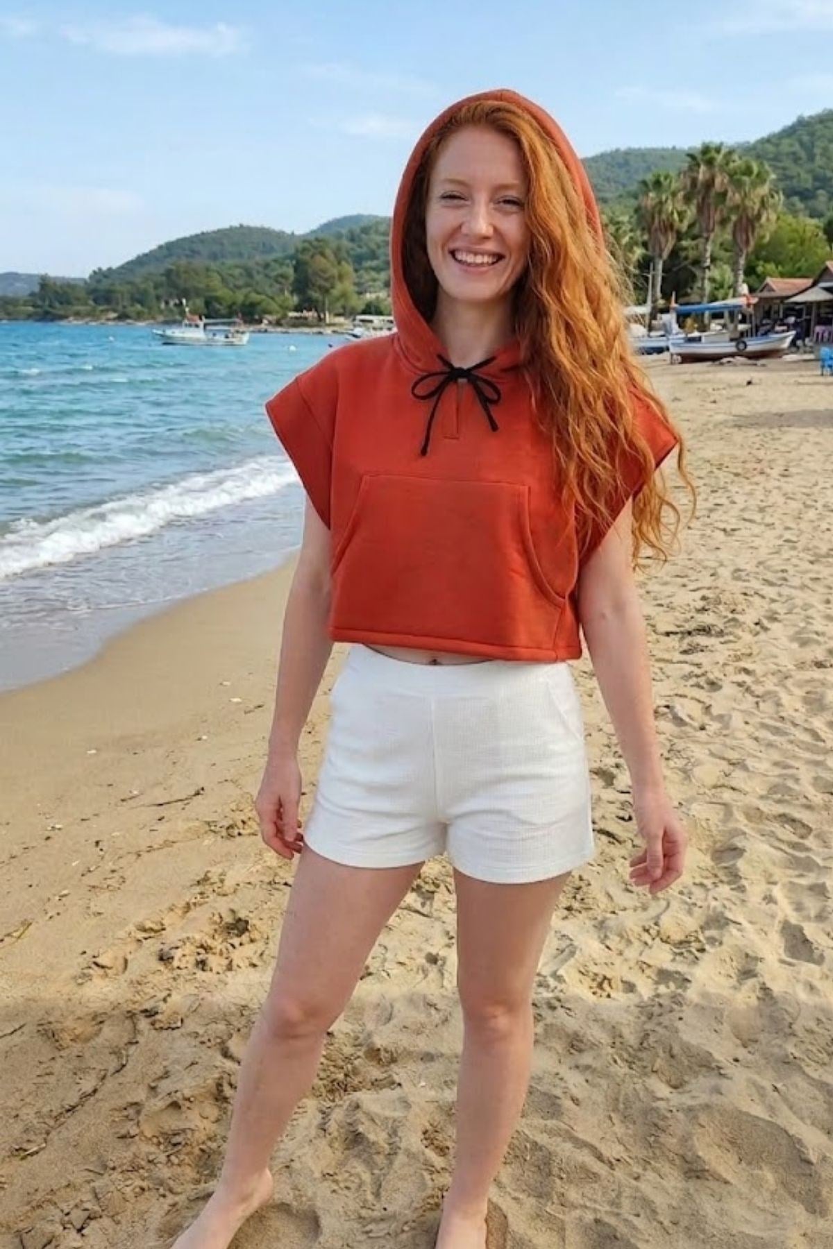 Kapüşonlu Cepli Pamuklu Crop Sweatshirt