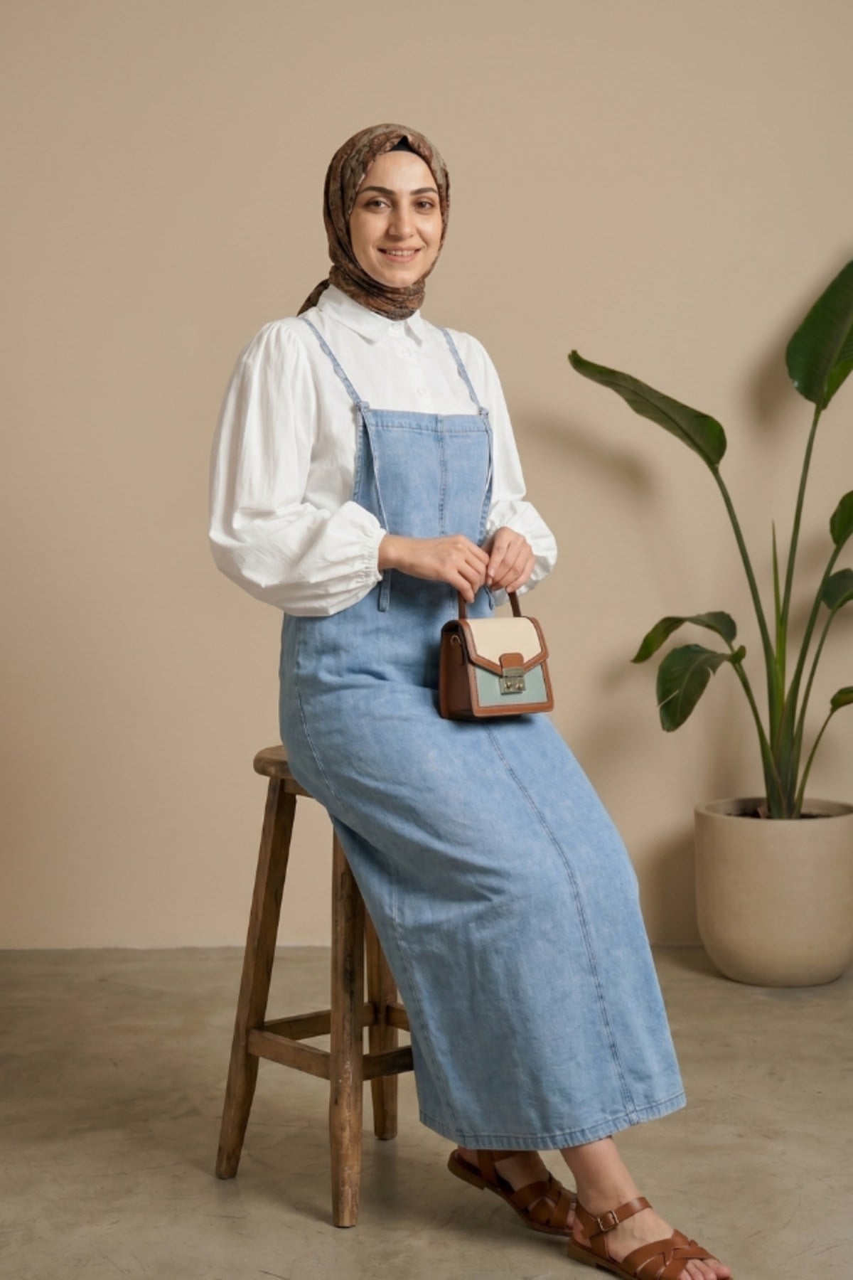 ASKILI KOT JİLE ELBİSE Rİ-E001