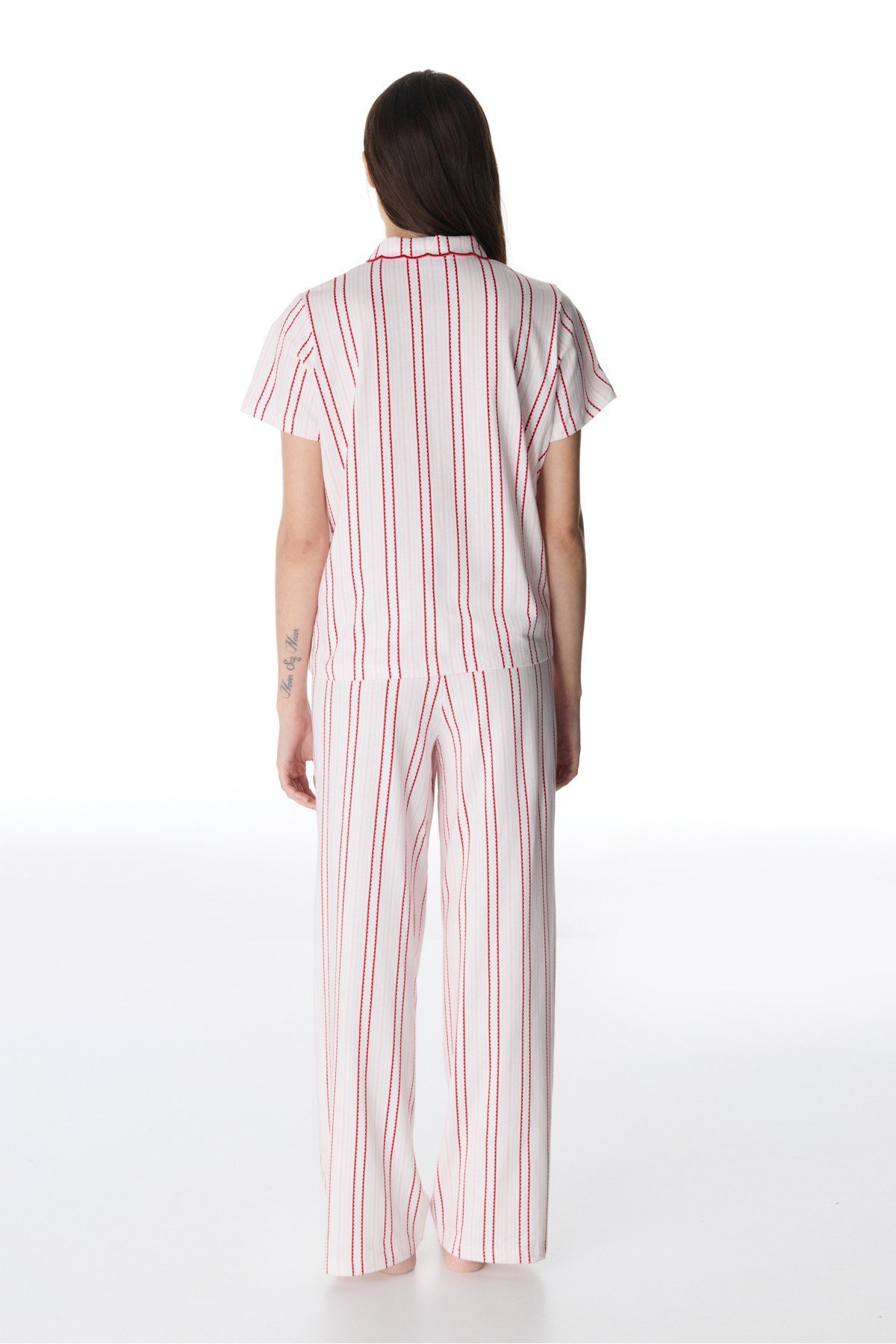 Kırık Beyaz Rosy Stripes Düğmeli Gömlek Pantolon Pijama Takımı