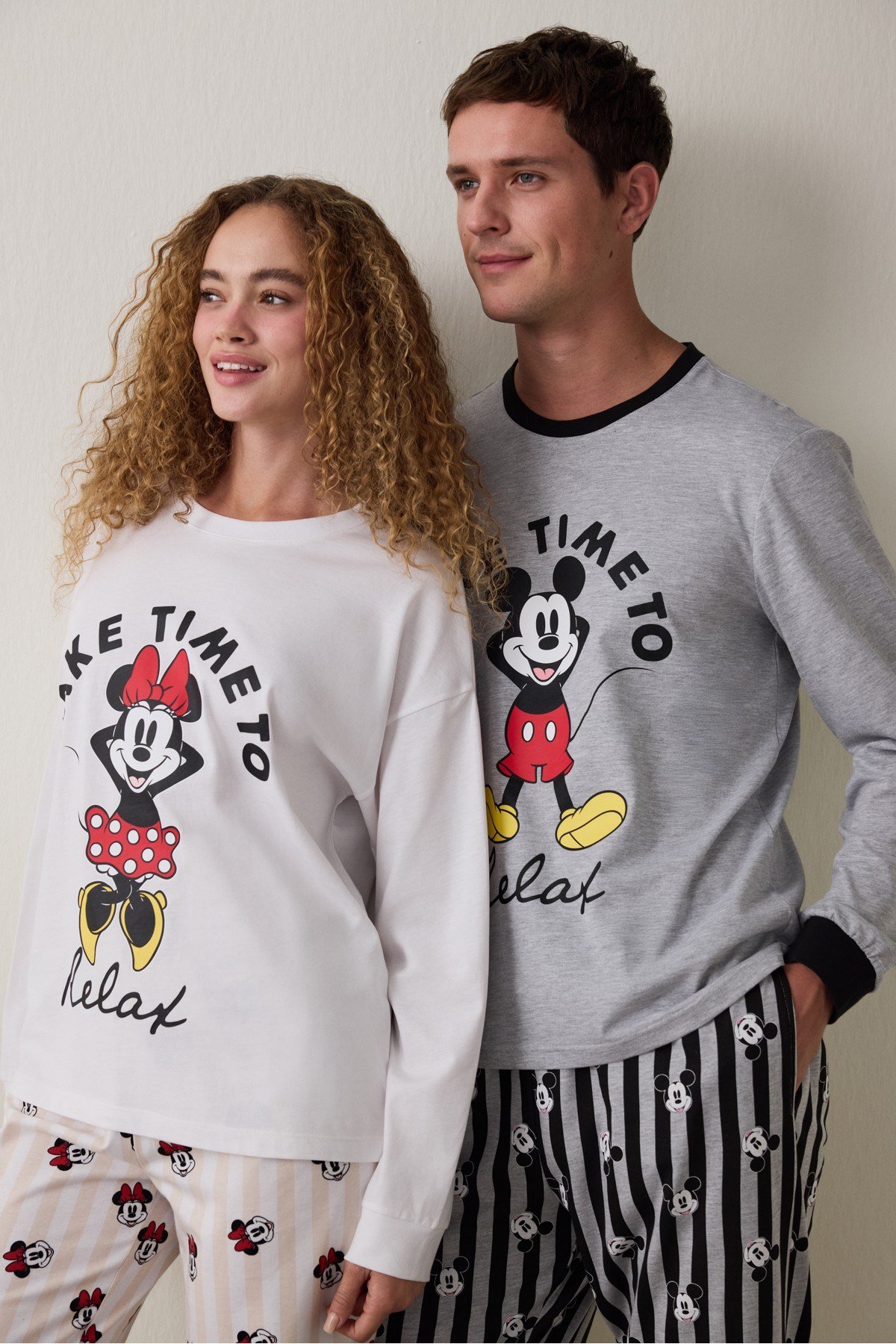 Optik Beyaz Mickey Mouse Baskılı Pamuklu Uzun Kollu Pijama Takımı