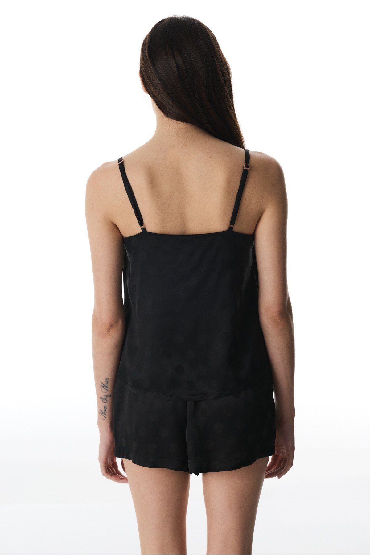 Siyah Lilah Saten Şortlu Pijama Takımı