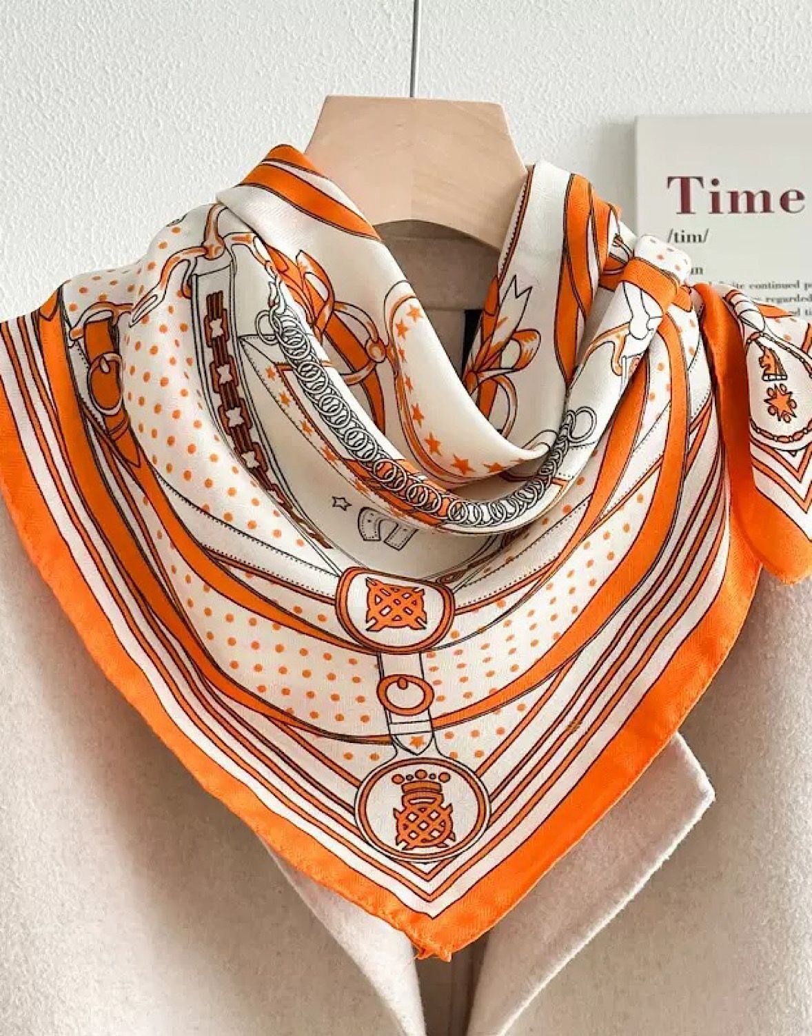 Turuncu Desenli Fular 70*70