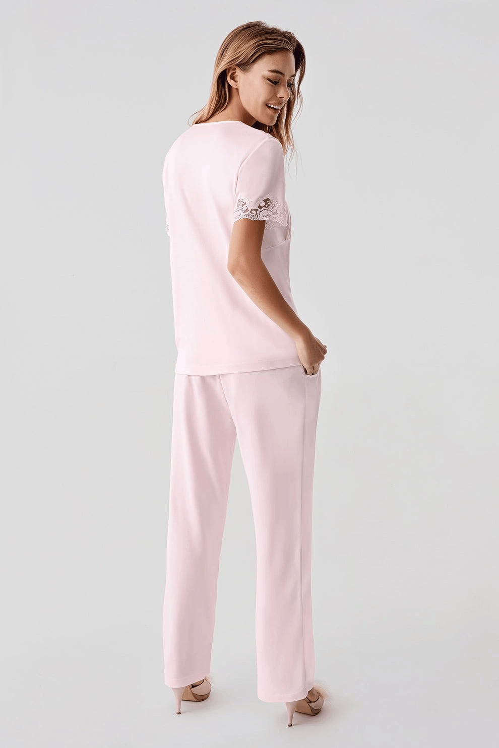 Freshness 322 Kadın Sabahlıklı Pijama Takımı