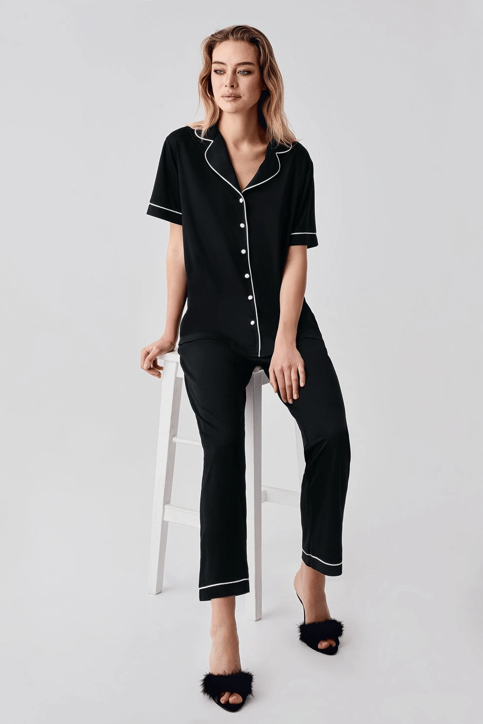 Freshness 324 Kadın 4'Lü Sabahlıklı Şorlu Pijama Takımı