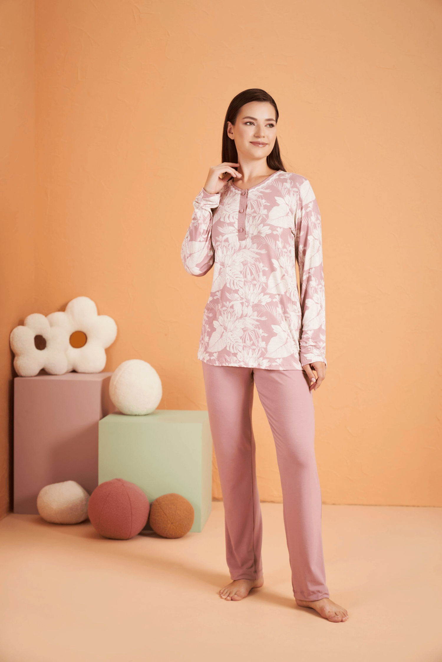 PJS 28016 Kadın Uzun Kol Yarı Patlı Desenli Pijama Takım