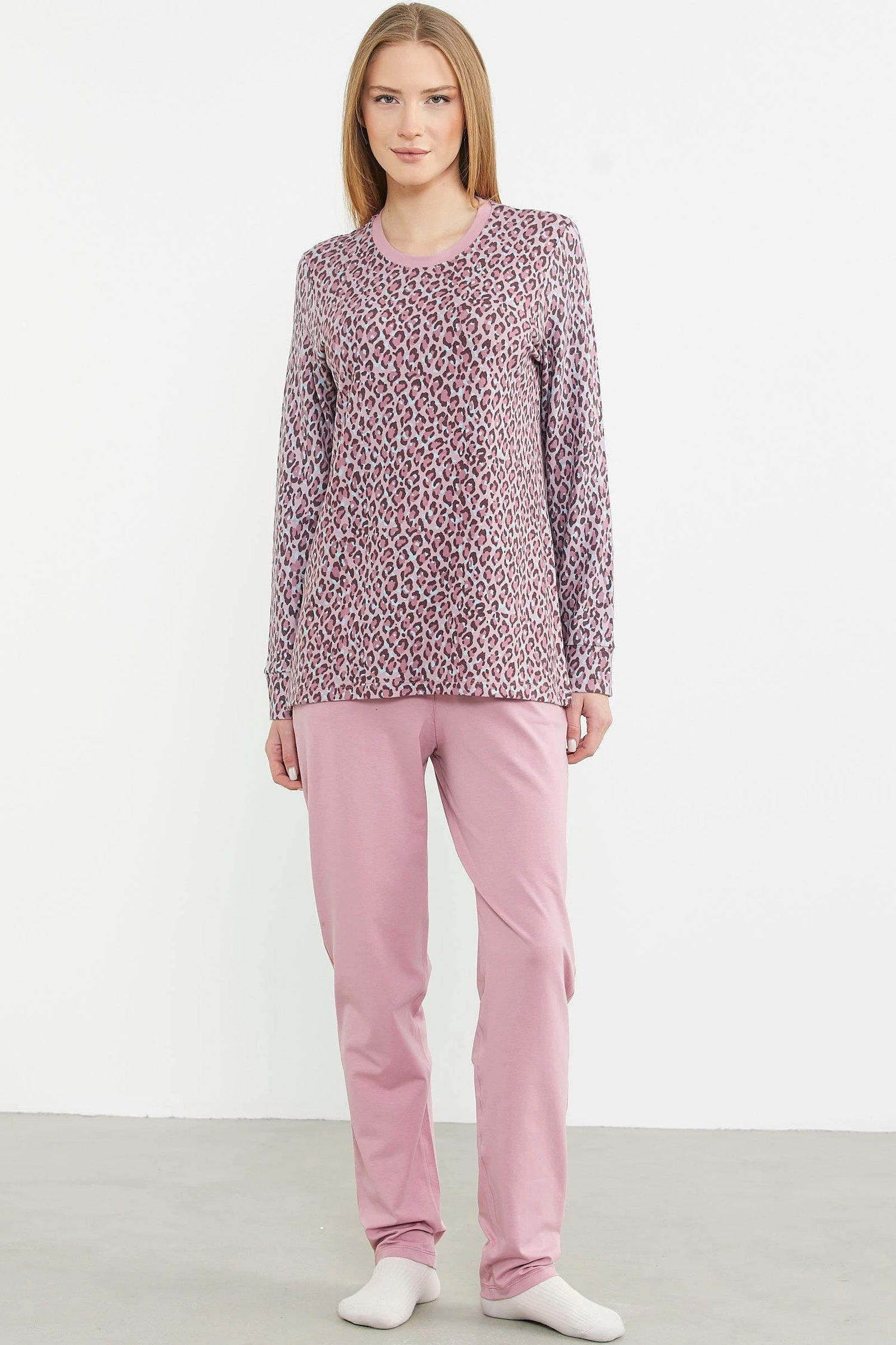 Sementa 76413 Rahat Kalıp Leopar Kombinli Pijama Takım