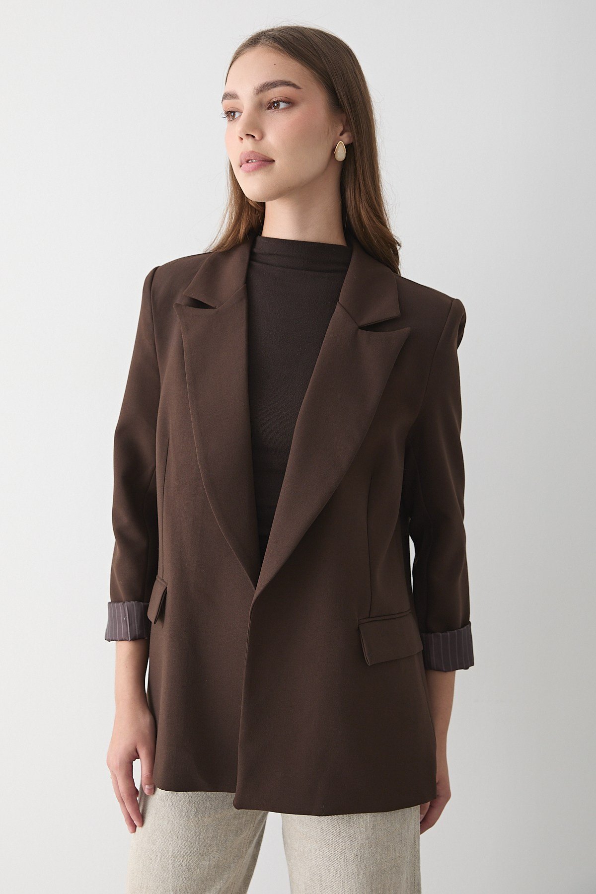 Kadın Acı Kahve Çizgili İçi Astarlı Kol Detaylı Blazer Ceket
