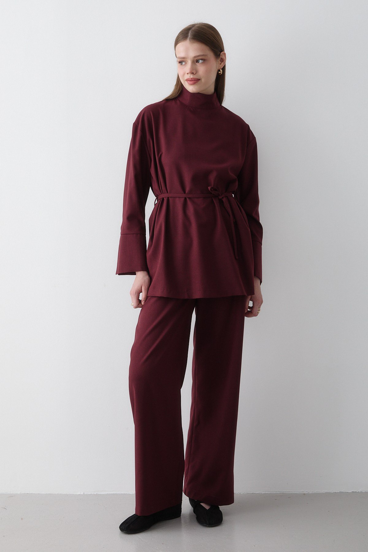 Kadın Bordo Dik Yaka Kuşaklı Tunik & Düğme Detaylı Beli Lastikli Pantolon Alt&Üst Takım