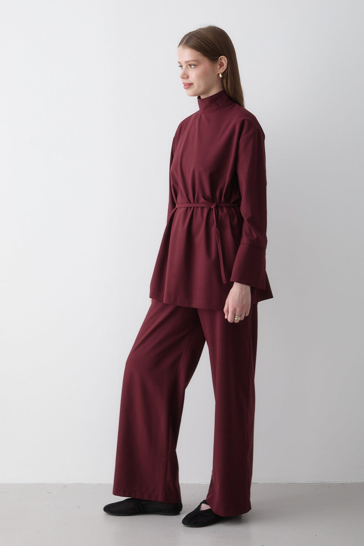 Kadın Bordo Dik Yaka Kuşaklı Tunik & Düğme Detaylı Beli Lastikli Pantolon Alt&Üst Takım