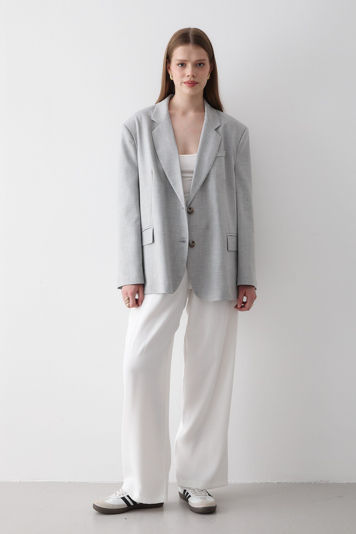 Kadın Gri Düğme Detaylı Oversize Blazer Ceket