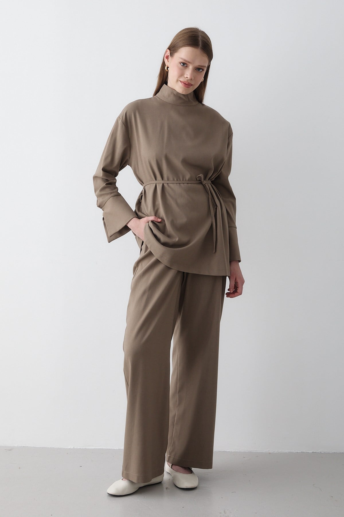 Kadın Haki Dik Yaka Kuşaklı Tunik & Düğme Detaylı Beli Lastikli Pantolon Alt&Üst Takım