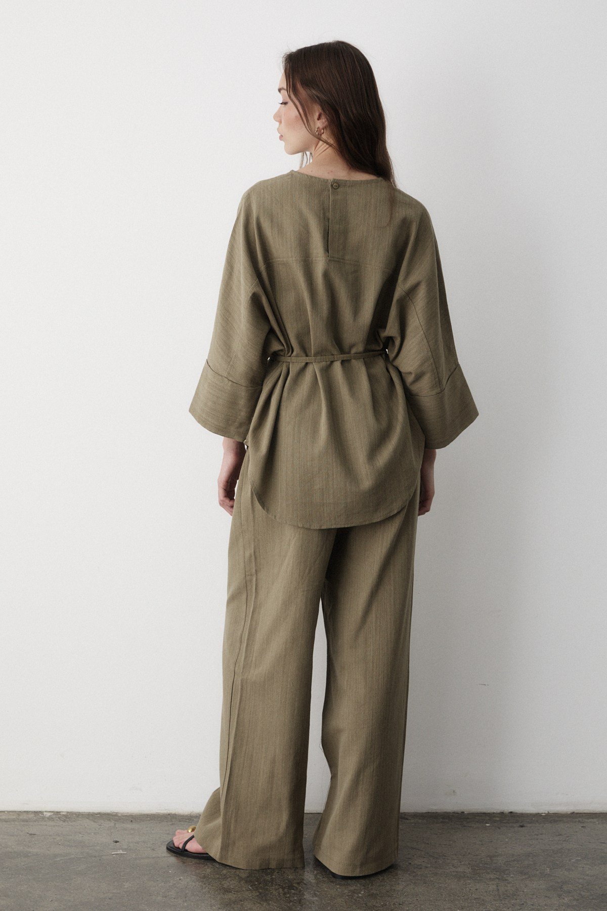 Kadın Haki Keten Oversize Üst Bluz & Lastikli Bol Paça Pantolon Alt & Üst Takım
