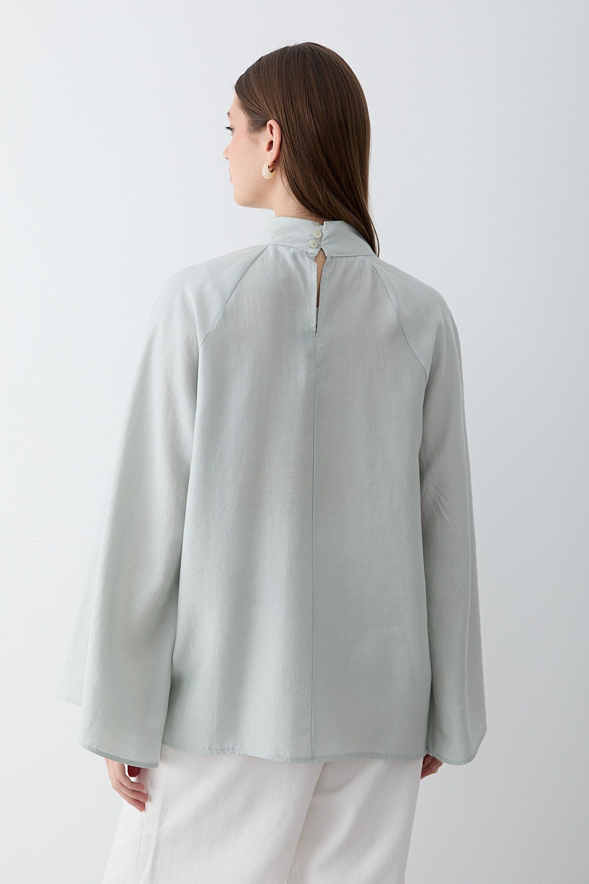 Kadın Hakim Yaka Pelerin Kollu Oversize Bluz