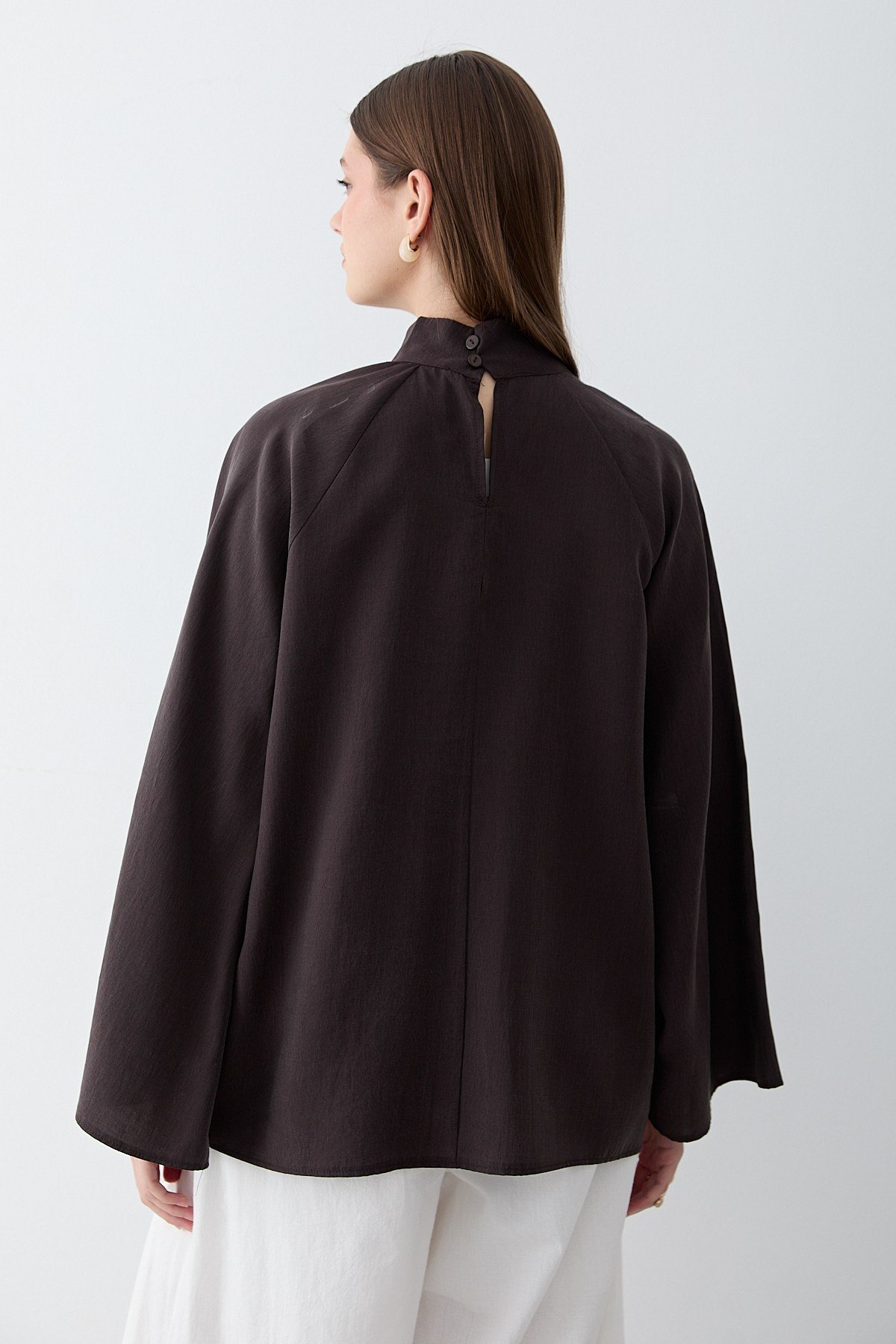 Kadın Hakim Yaka Pelerin Kollu Oversize Bluz