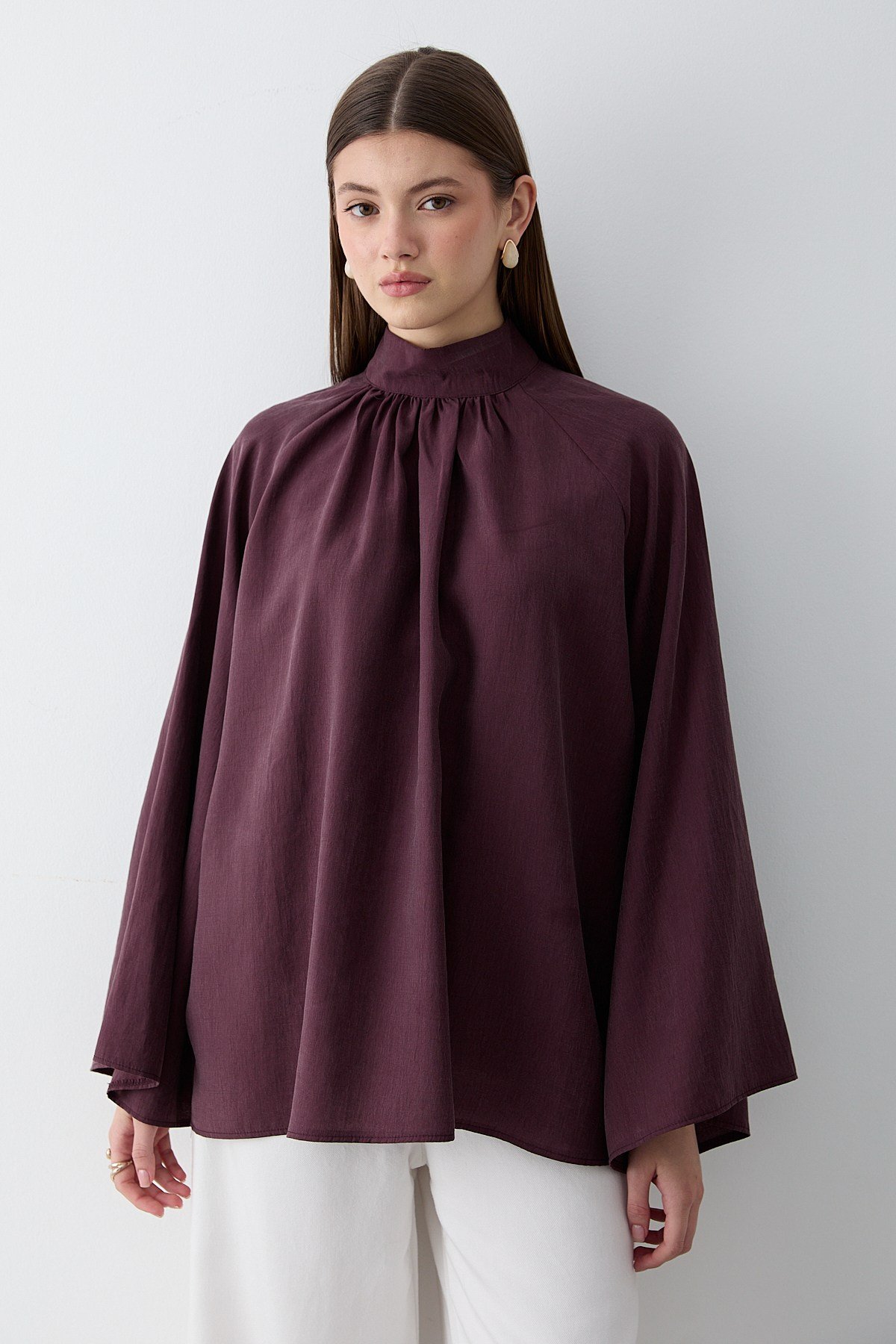 Kadın Hakim Yaka Pelerin Kollu Oversize Bluz