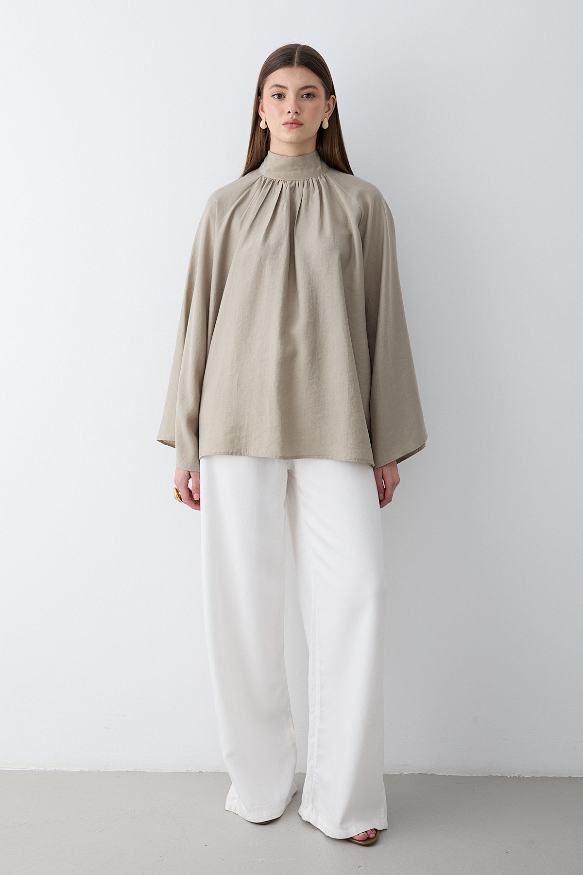 Kadın Hakim Yaka Pelerin Kollu Oversize Bluz