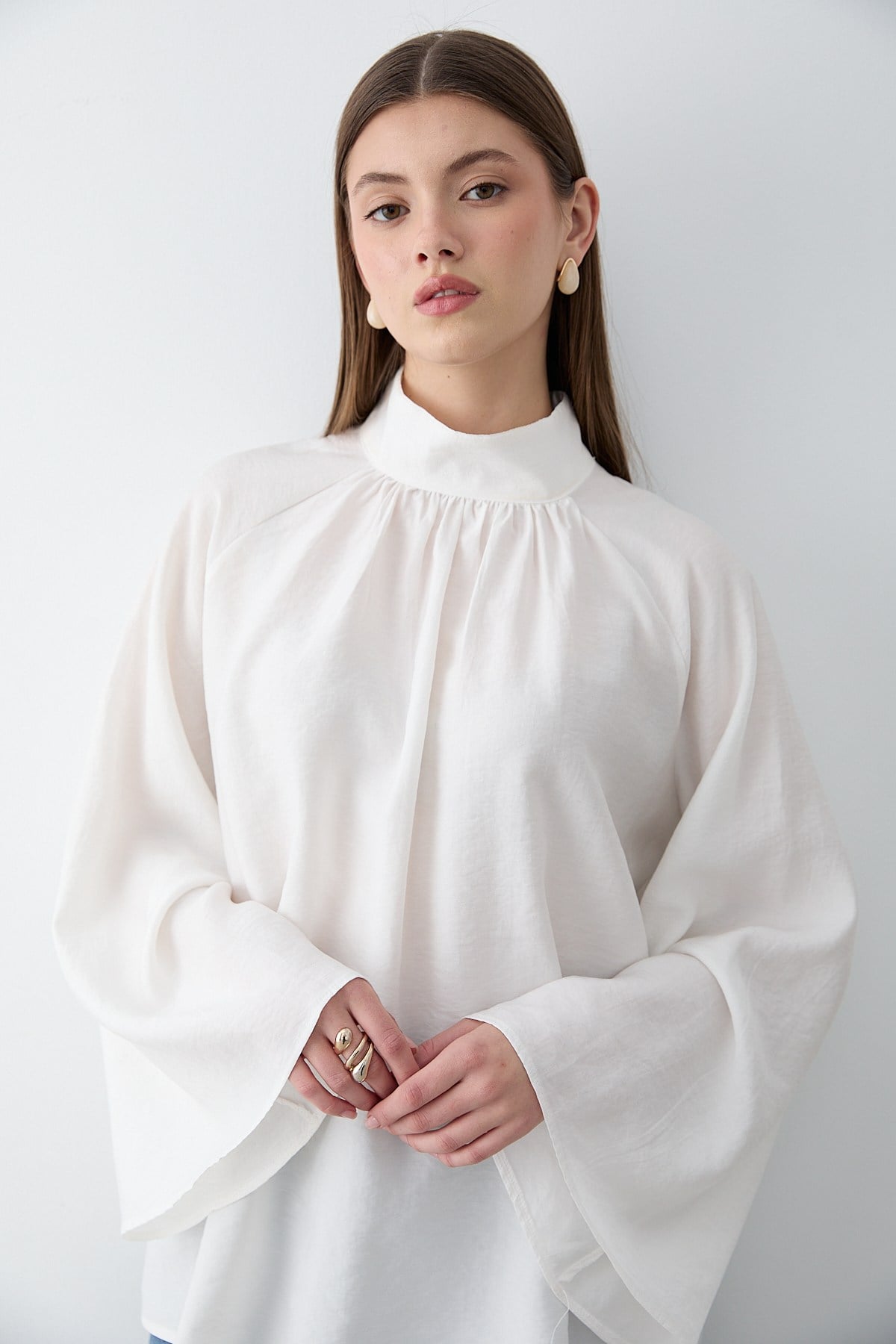 Kadın Hakim Yaka Pelerin Kollu Oversize Bluz