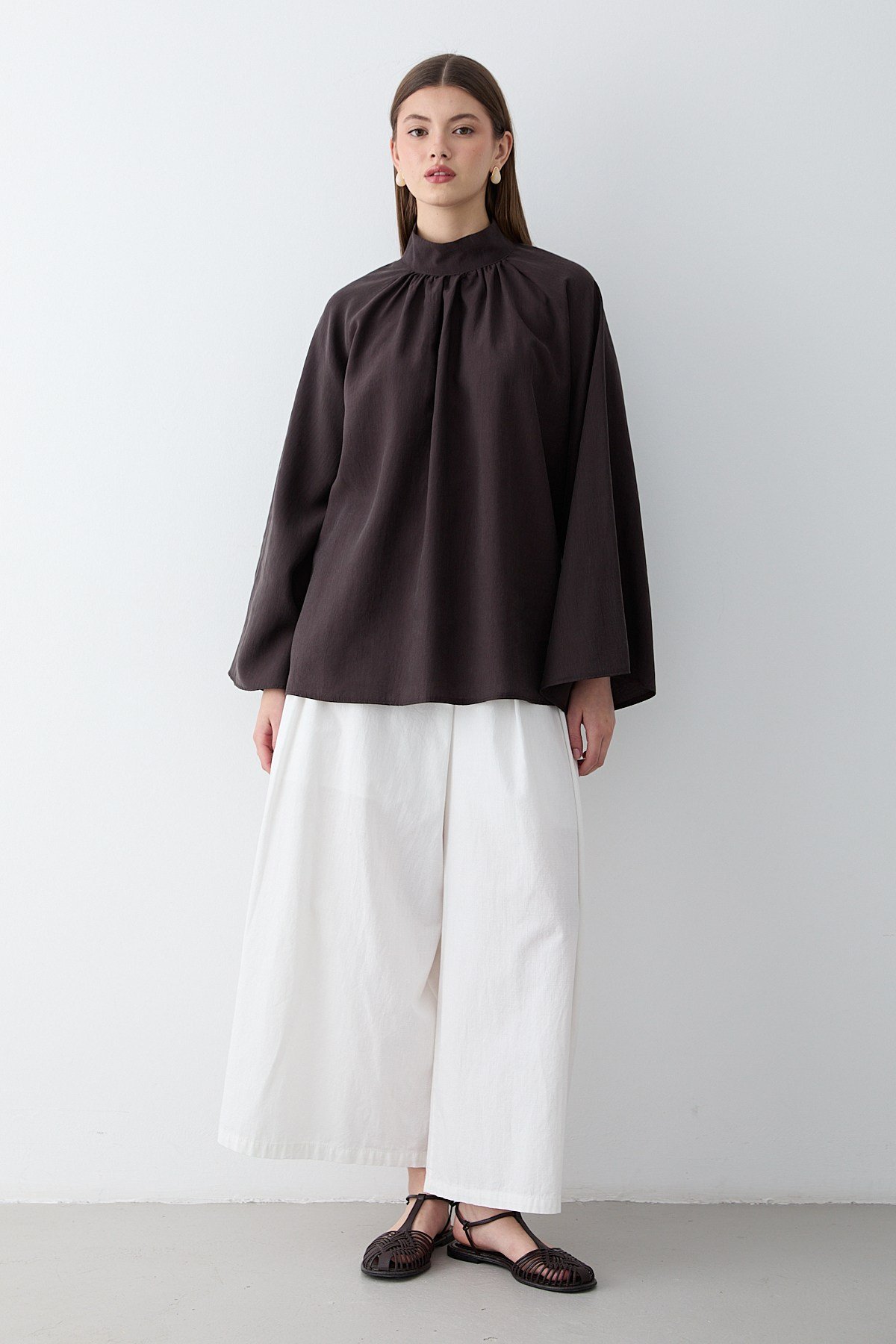 Kadın Hakim Yaka Pelerin Kollu Oversize Bluz
