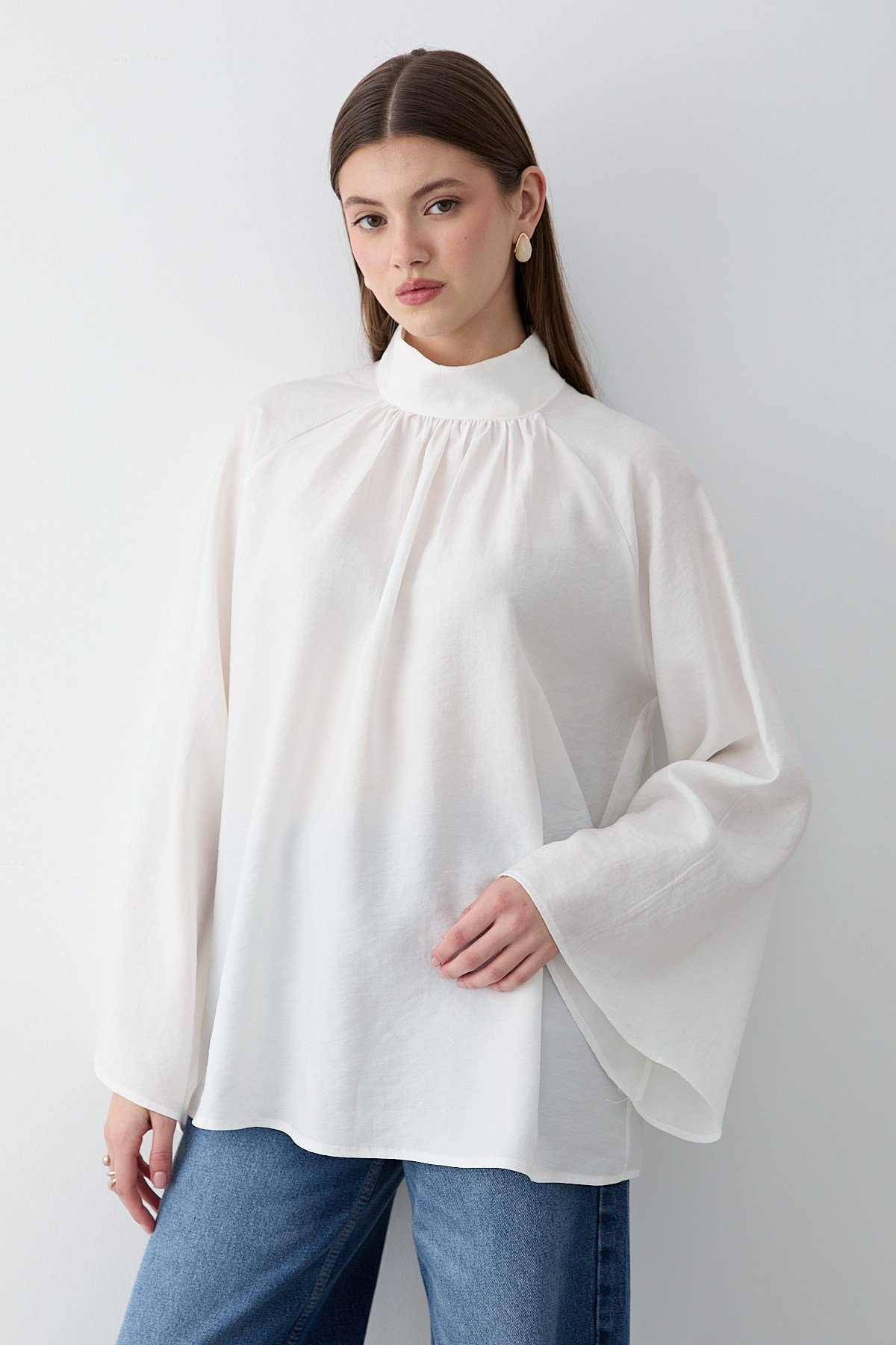 Kadın Hakim Yaka Pelerin Kollu Oversize Bluz