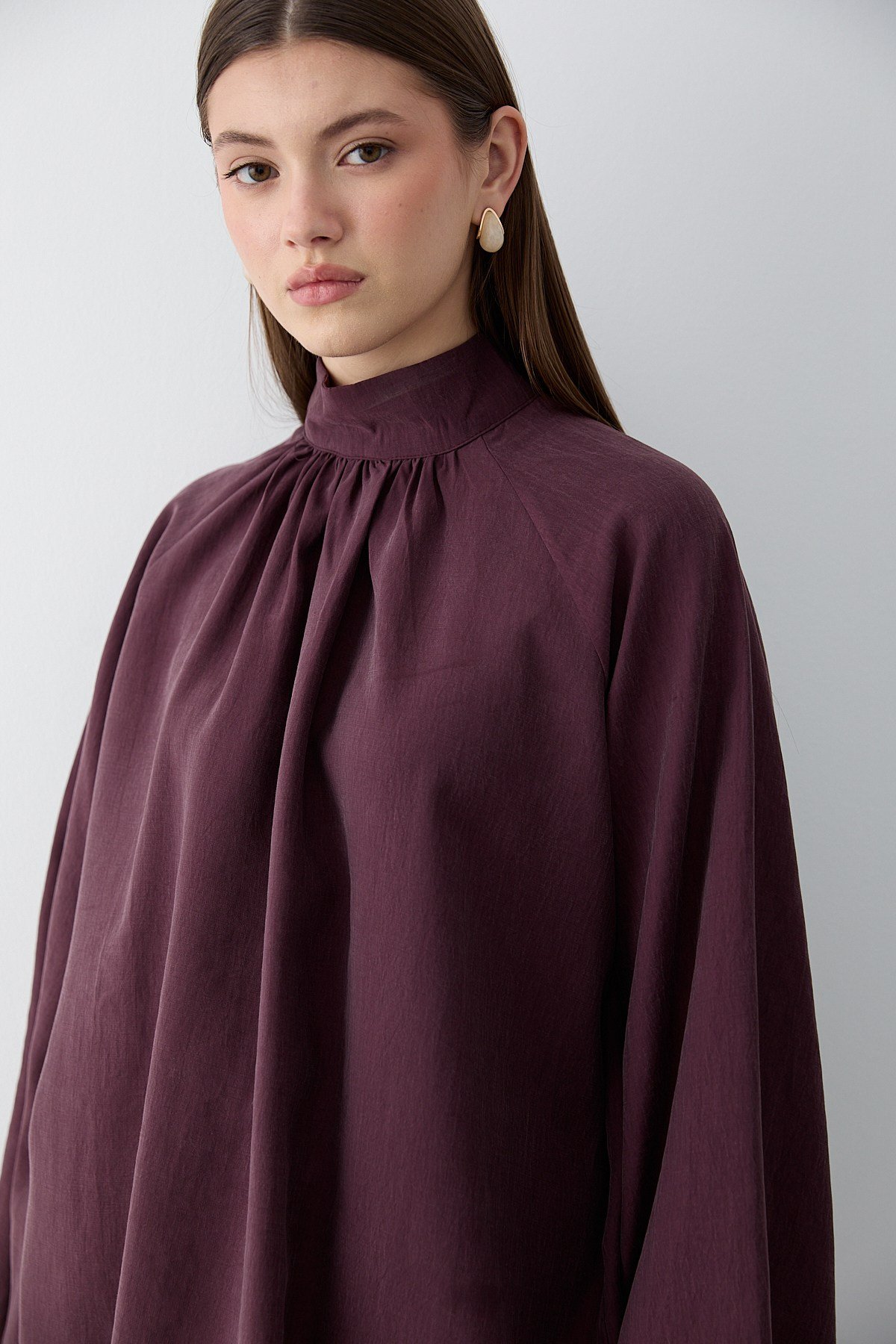Kadın Hakim Yaka Pelerin Kollu Oversize Bluz