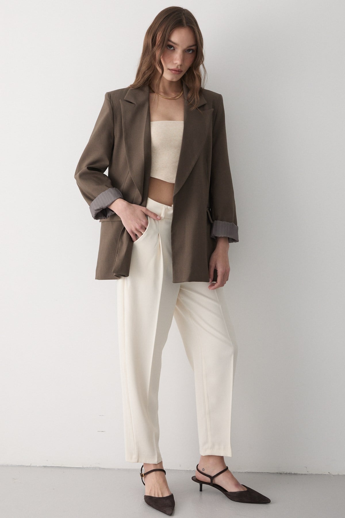 Kadın Kahve Çizgili İçi Astarlı Kol Detaylı Blazer Ceket