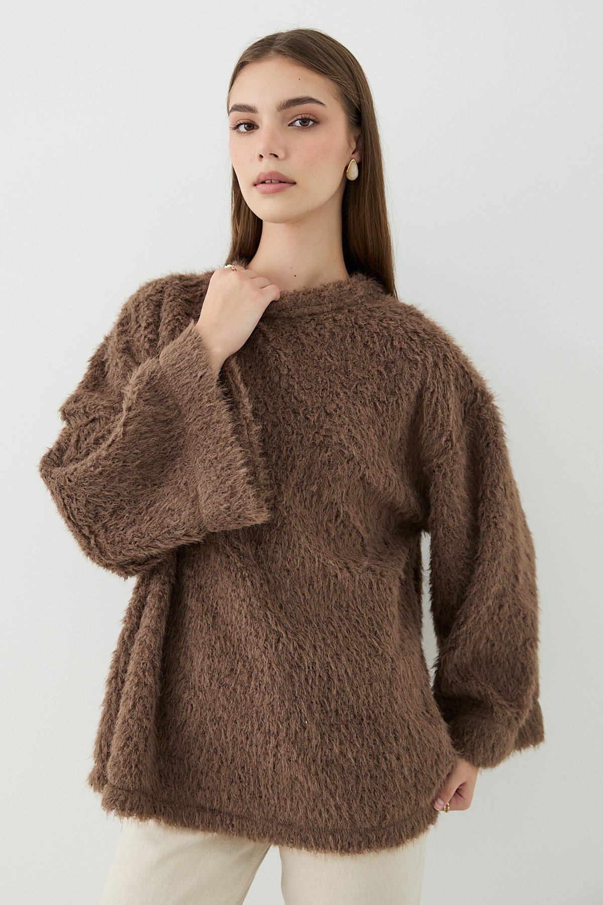 Kadın Kahverengi Oversize Peluş Kazak
