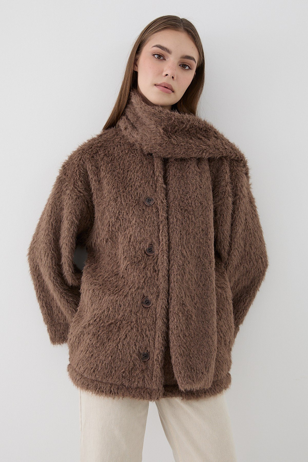 Kadın Kahverengi Peluş Şal Yaka Oversize Hırka