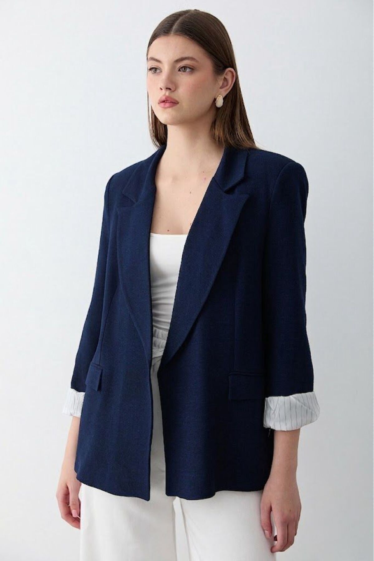 Kadın Lacivert Çizgili İçi Astarlı Kol Detaylı Blazer Ceket